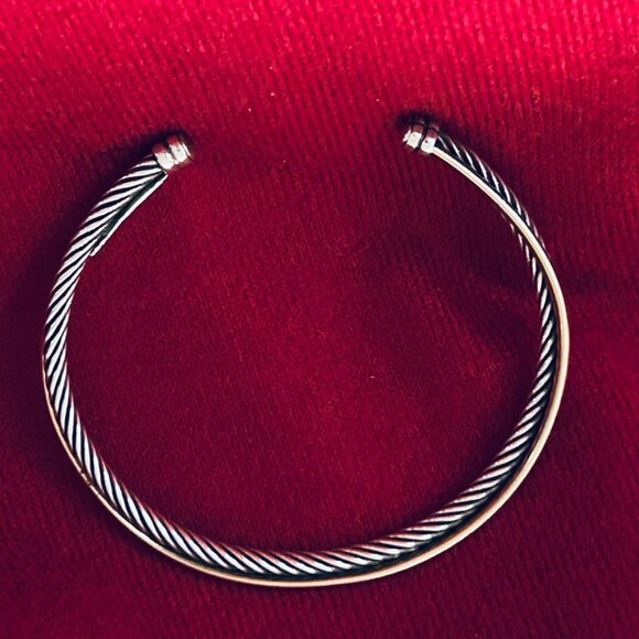 David Yurman 3mm Sterling Silver/Gold Crossover Bracelet - Picture 4 of 10